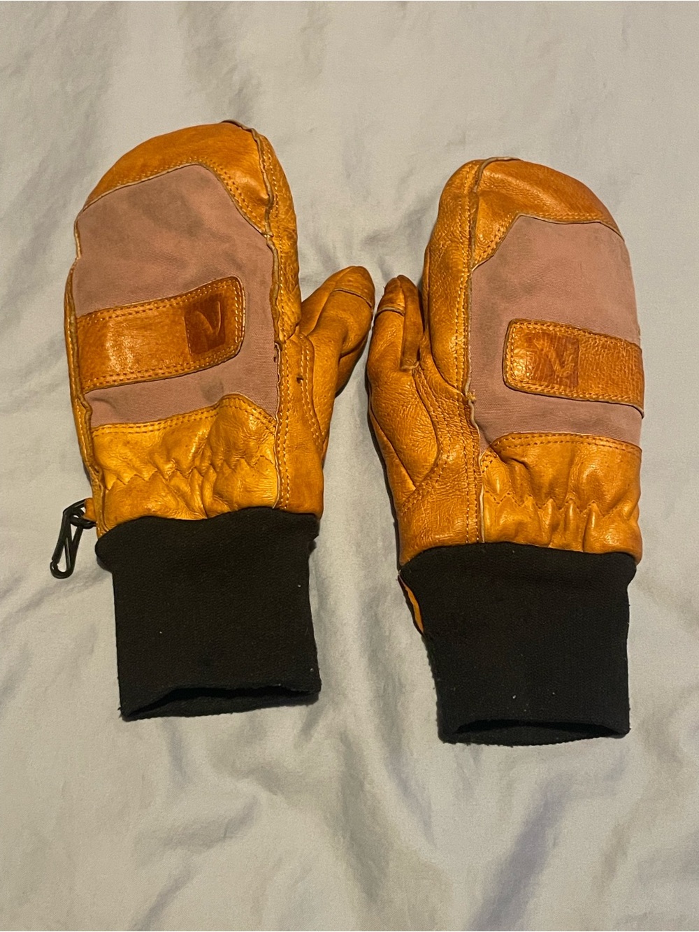 Men's Leather Mittens in Camel and Taupe - Unbranded